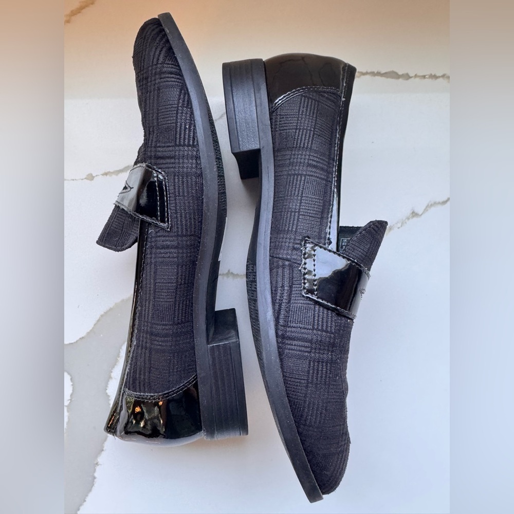Clarks Collection Carly Dream Plaid Loafers - Black Patent Accents - Size 9